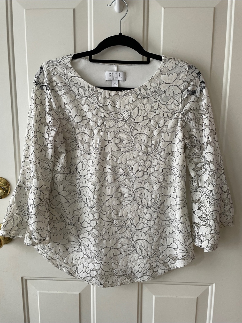 ELLE Cream Floral Lace-Effect Bell Sleeve Blouse Size XS Romantic Feminine